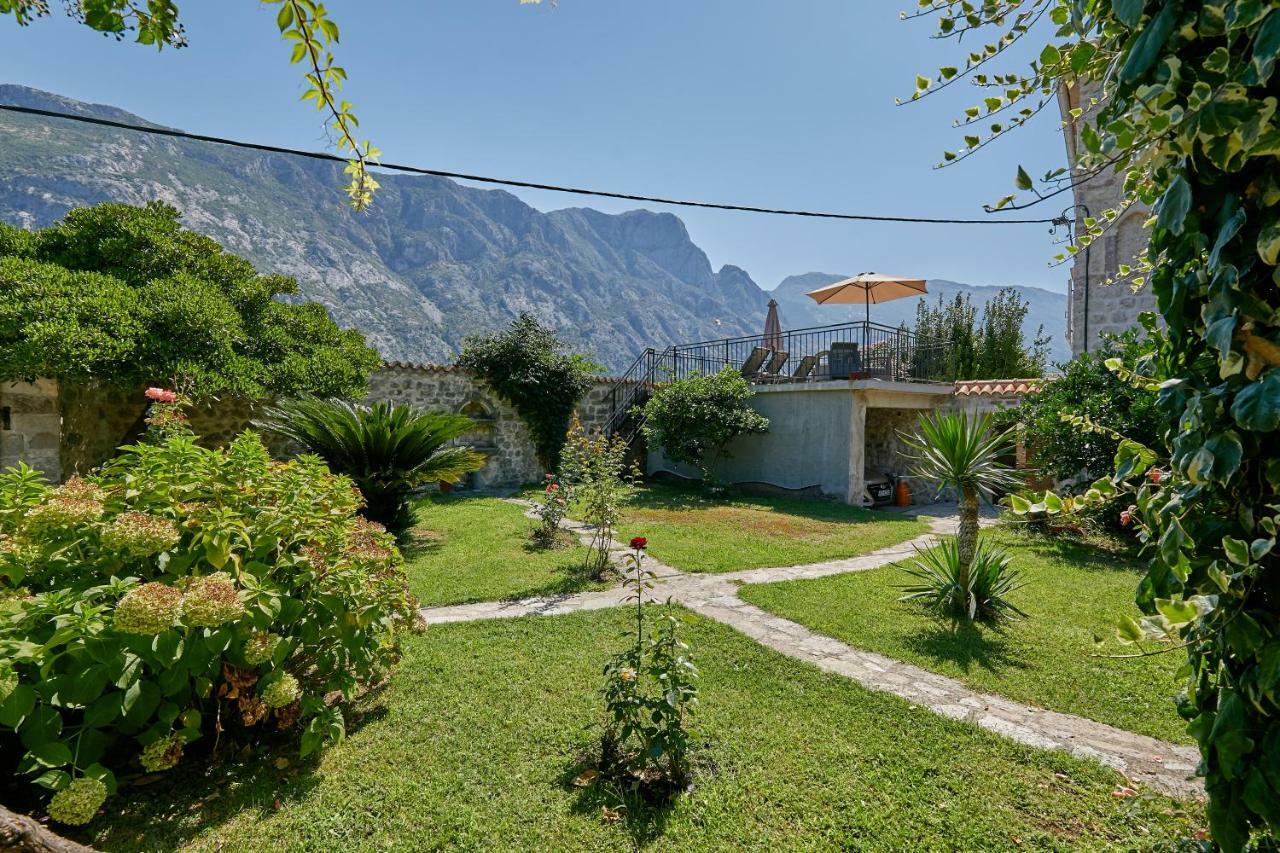 Mediterranean Holiday House & Apartments Kotor Exteriér fotografie